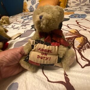 Boyds Bears Green and Red Small Pet Plush